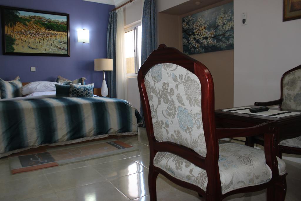 Alma House Hotel Akra Zewnętrze zdjęcie