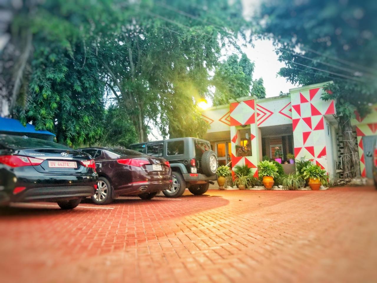 Alma House Hotel Akra Zewnętrze zdjęcie