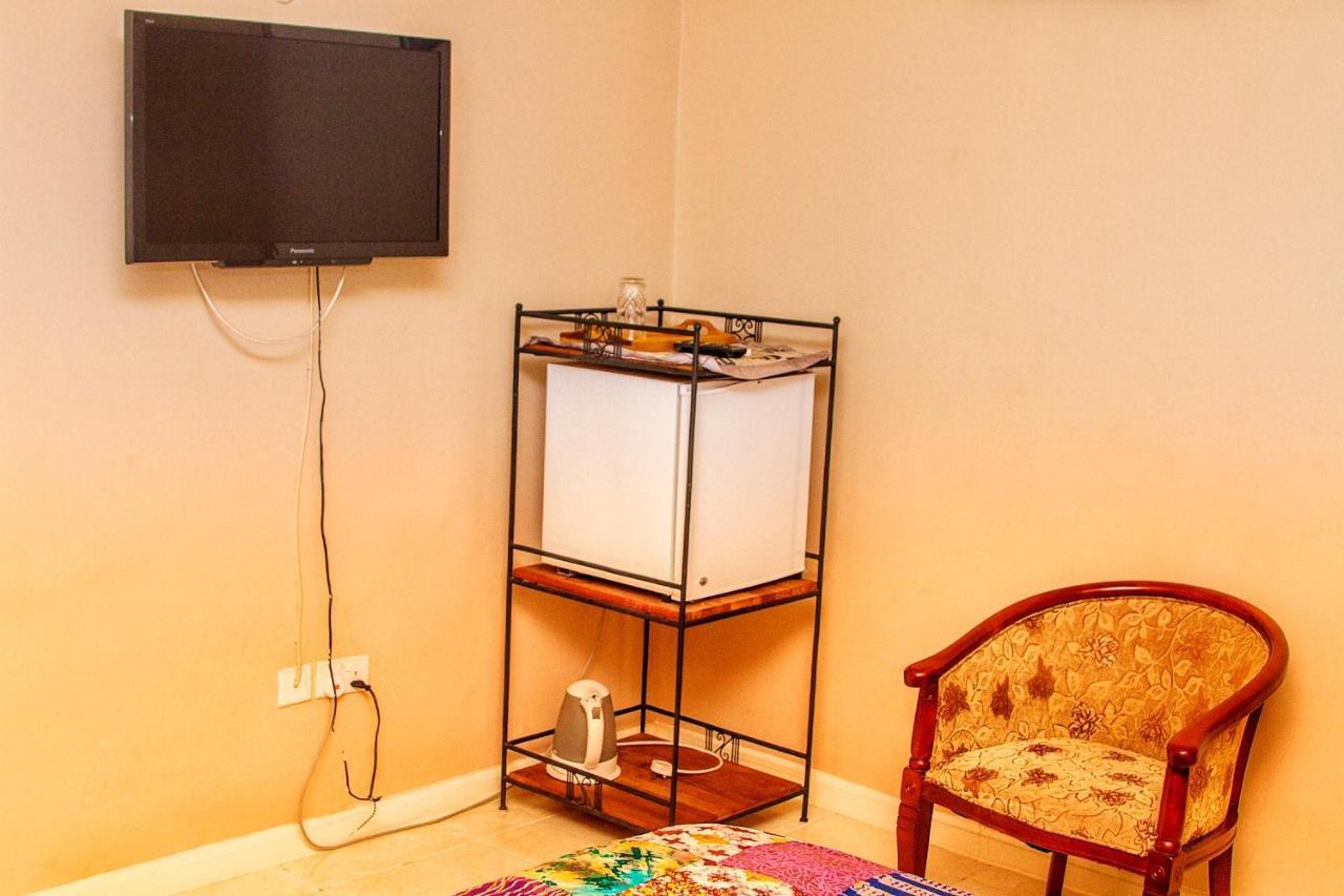 Alma House Hotel Akra Zewnętrze zdjęcie